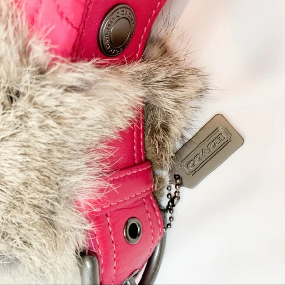 Coach - pink authentic RARE quilted, angora - Picture 4 of 7